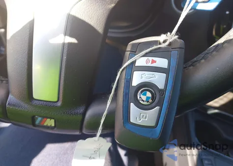 2018 BMW 330I z USA, uszkodzony, nr VIN WBA8B9G5XJNU98468